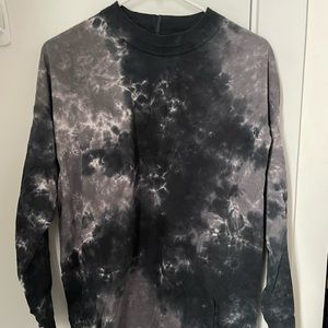 Free People Tie Dye Longsleeve T-shirt. Oversized size Small. Lightweight.